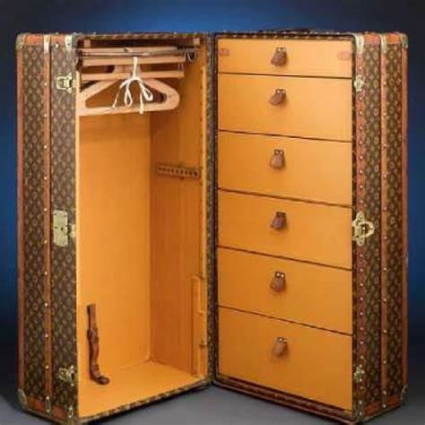 Malle Wardrobe Louis Vuitton